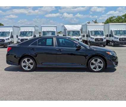 2014 Toyota Camry SE is a Black 2014 Toyota Camry SE Car for Sale in Sarasota FL