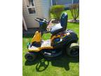 Cub Cadet CC30E Lawn Tractor