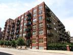 Condo For Sale In Chicago, Illinois