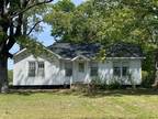 Home For Sale In Savannah, Tennessee