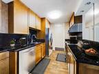 Condo For Sale In Chicago, Illinois