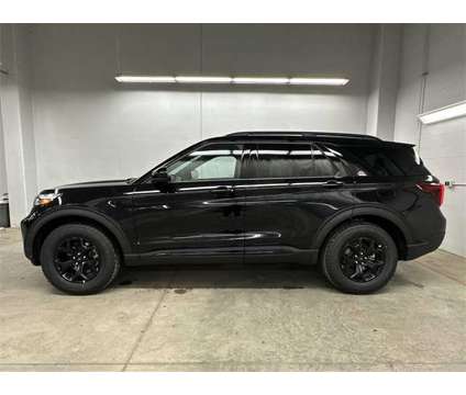2024 Ford Explorer Timberline is a Black 2024 Ford Explorer SUV in Zelienople PA