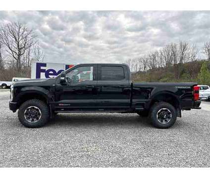 2024 Ford F-250SD XLT is a Black 2024 Ford F-250 XLT Truck in Zelienople PA