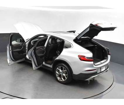 2021 BMW X4 xDrive30i is a Silver 2021 BMW X4 xDrive30i SUV in Jackson MS