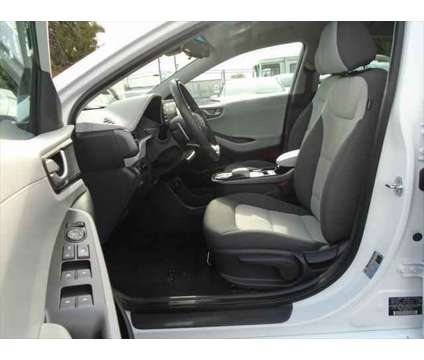 2020 Hyundai Ioniq Electric SE is a White 2020 Hyundai Ioniq Electric Car for Sale in Salem OR
