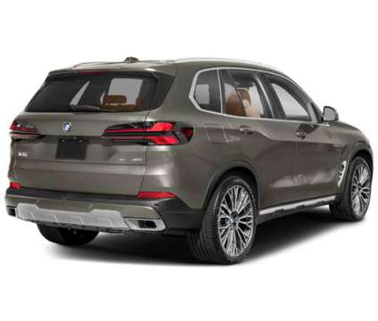 2025 BMW X5 sDrive40i is a Green 2025 BMW X5 4.6is SUV in Mcallen TX