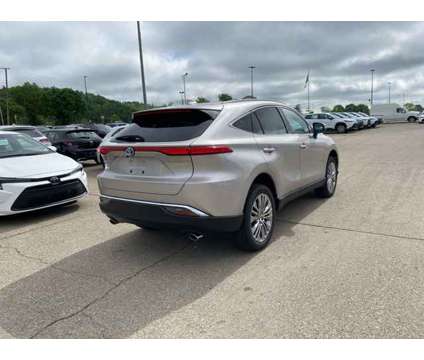 2024 Toyota Venza is a Silver 2024 Toyota Venza SUV in Saint Albans WV