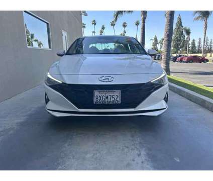 2021 Hyundai Elantra SE is a White 2021 Hyundai Elantra SE Sedan in Bakersfield CA