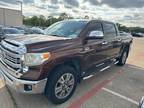 2015 Toyota Tundra 1794 Edition package, Navigation with real traffic disp