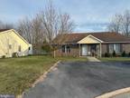 18034 Edith Ave, Maugansville, MD 21767