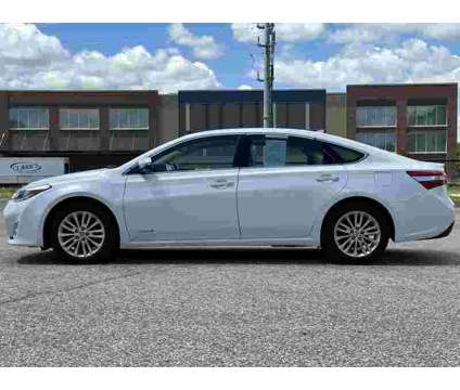 2013 Toyota Avalon Hybrid Limited is a White 2013 Toyota Avalon Hybrid Limited Hybrid in Carmel IN