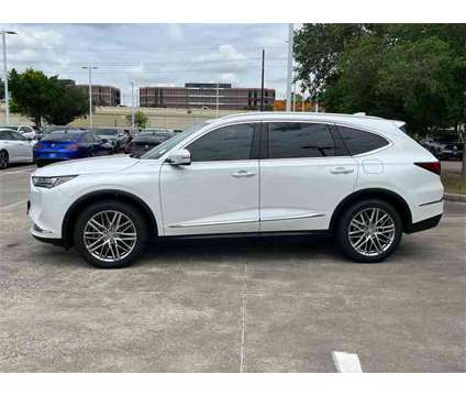 2024 Acura MDX Advance SH-AWD is a Silver, White 2024 Acura MDX SUV in Houston TX