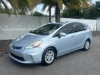 2013 Toyota Prius v Wagon 3 Leather Power Lumbar Navigation Camera NEWER HYB...