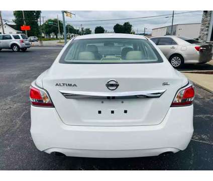 2015 Nissan Altima for sale is a White 2015 Nissan Altima 2.5 Trim Car for Sale in Evansville IN