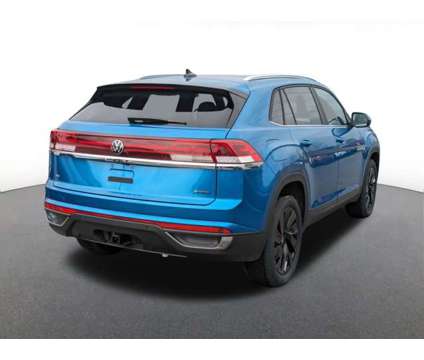 2024 Volkswagen Atlas Cross Sport 2.0T SE w/Technology is a Blue 2024 Volkswagen Atlas Car for Sale in Utica, NY NY