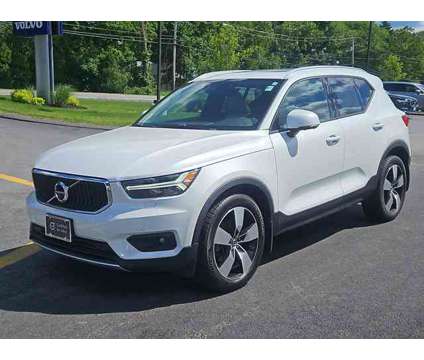 2021 Volvo XC40 Momentum is a White 2021 Volvo XC40 Car for Sale in Auburn MA