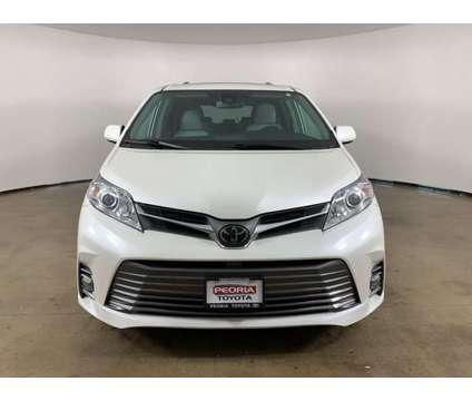 2019 Toyota Sienna XLE is a White 2019 Toyota Sienna XLE Car for Sale in Peoria IL