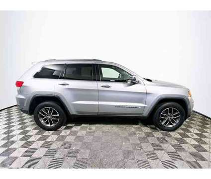 2018 Jeep Grand Cherokee Limited is a Silver 2018 Jeep grand cherokee Limited Car for Sale in Tampa FL
