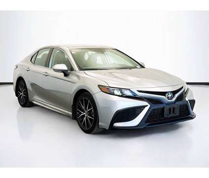 2022 Toyota Camry SE is a Silver 2022 Toyota Camry SE Sedan in Bellflower CA