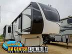 2022 Forest River Cardinal Luxury 320RLX 43ft