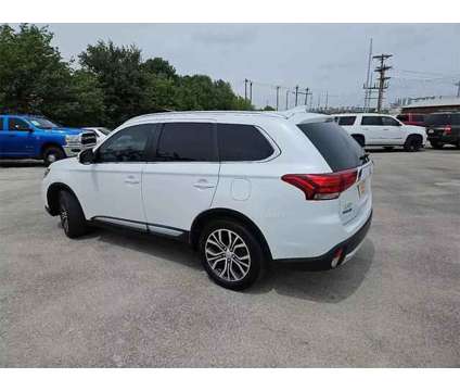 2017 Mitsubishi Outlander for sale is a White 2017 Mitsubishi Outlander Car for Sale in Abilene TX