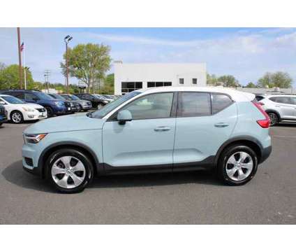 2019 Volvo XC40 T5 Momentum is a Blue 2019 Volvo XC40 T5 Momentum SUV in Shrewsbury NJ