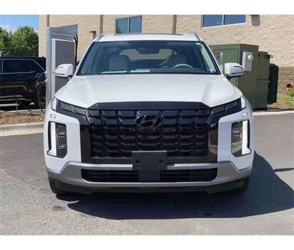 2023 Hyundai Palisade Limited is a White 2023 SUV in Fort Mill SC