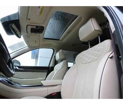 2020 Hyundai Palisade Limited is a Grey 2020 SUV in Springfield MO
