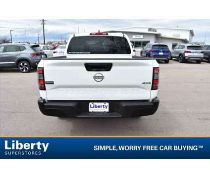 2022 Nissan Frontier Crew Cab S 4x4 is a White 2022 Nissan frontier Truck in Rapid City SD