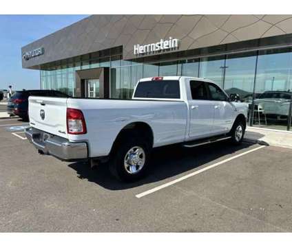 2022 Ram 2500 Big Horn Crew Cab 4x4 8' Box is a White 2022 RAM 2500 Model Big Horn Truck in Chillicothe OH