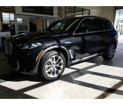 2025 BMW X5 xDrive40i is a Black 2025 BMW X5 4.6is SUV in Westbrook ME