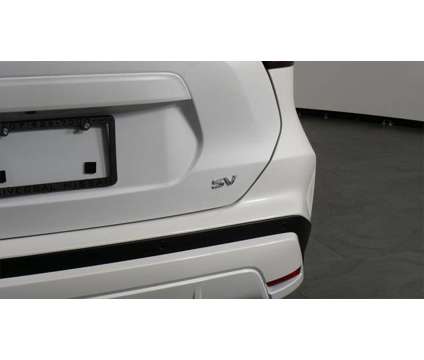 2024 Nissan Kicks SV Xtronic CVT is a White 2024 Nissan Kicks SV Station Wagon in Orlando FL