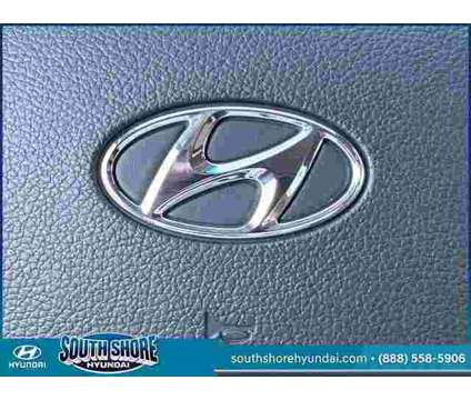 2021 Hyundai Tucson SEL is a Silver 2021 Hyundai Tucson SUV in Valley Stream NY