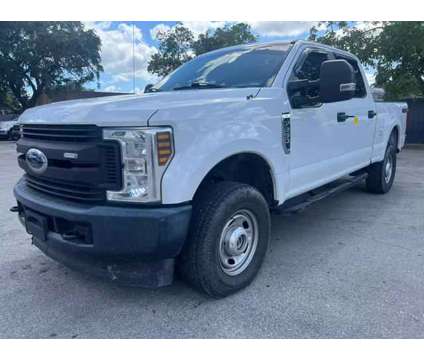 2018 Ford F250 Super Duty Crew Cab for sale is a White 2018 Ford F-250 Super Duty Car for Sale in Miami FL