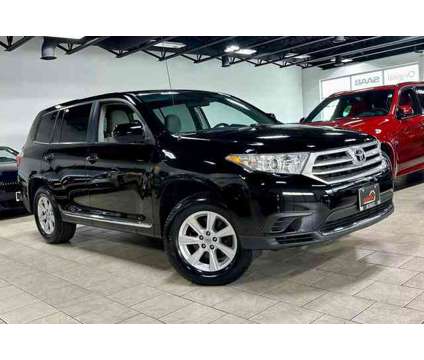 2011 Toyota Highlander for sale is a Black 2011 Toyota Highlander Car for Sale in Downers Grove IL