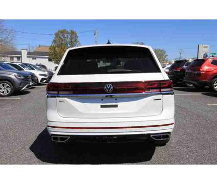 2024 Volkswagen Atlas 2.0T SEL Premium R-Line is a White 2024 Volkswagen Atlas 2.0T SEL SUV in Rutland VT