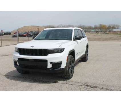 2024 Jeep Grand Cherokee L Limited is a White 2024 Jeep grand cherokee Limited SUV in Bay City MI