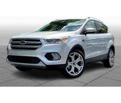 2017UsedFordUsedEscapeUsedFWD is a Silver 2017 Ford Escape Car for Sale in Bluffton SC