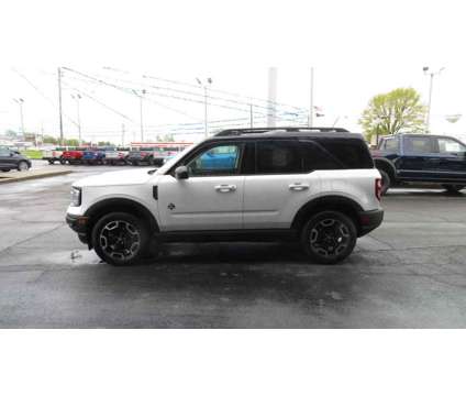 2024NewFordNewBronco SportNew4x4 is a White 2024 Ford Bronco Car for Sale in Clinton IL