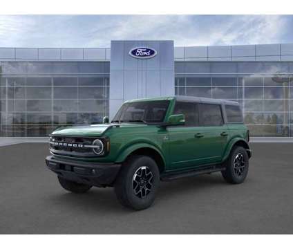 2024 Ford Bronco Outer Banks is a Green 2024 Ford Bronco SUV in Superior WI