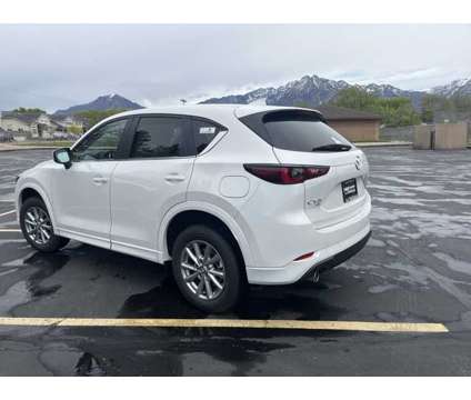 2024 Mazda CX-5 2.5 S Select Package is a White 2024 Mazda CX-5 SUV in Salt Lake City UT