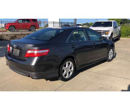 2009 Toyota Camry SE is a Grey 2009 Toyota Camry SE Car for Sale in Hattiesburg MS
