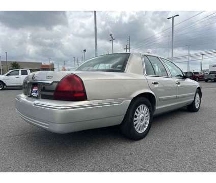 2007 Mercury Grand Marquis LS is a Silver 2007 Mercury Grand Marquis LS Car for Sale in Southaven MS