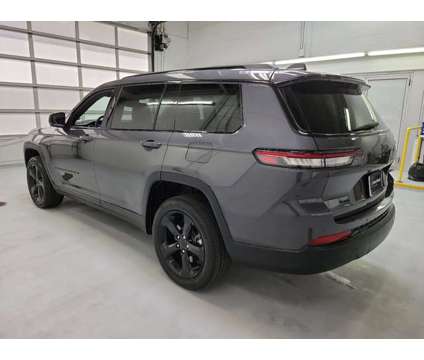 2023 Jeep Grand Cherokee L Altitude is a Grey 2023 Jeep grand cherokee Car for Sale in Wilkes Barre PA