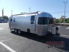 2023 Airstream Globetrotter 25FB Twin