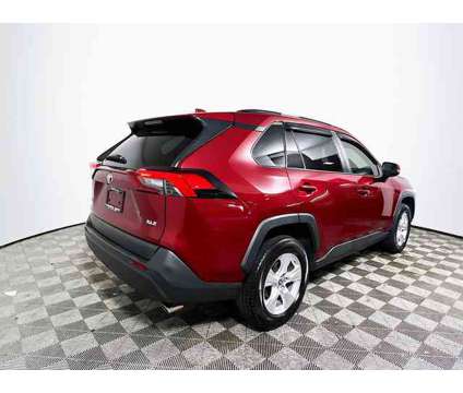 2019 Toyota RAV4 XLE is a Red 2019 Toyota RAV4 XLE Car for Sale in Tampa FL