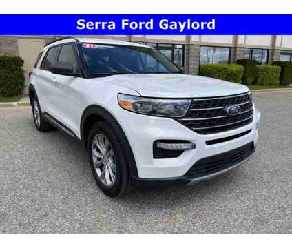 2021 Ford Explorer XLT is a White 2021 Ford Explorer Car for Sale in Traverse City MI