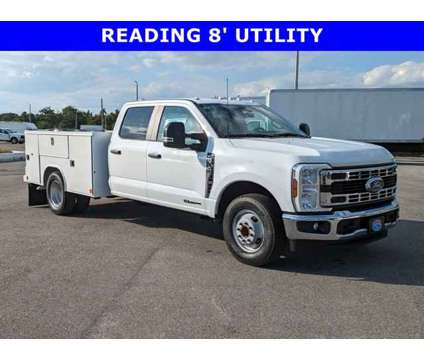 2024 Ford Super Duty F-350 DRW XL is a White 2024 Ford Car for Sale in Sarasota FL