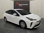 2022 Toyota Prius White, 67K miles