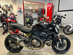 2016 Ducati Monster 821 Dark